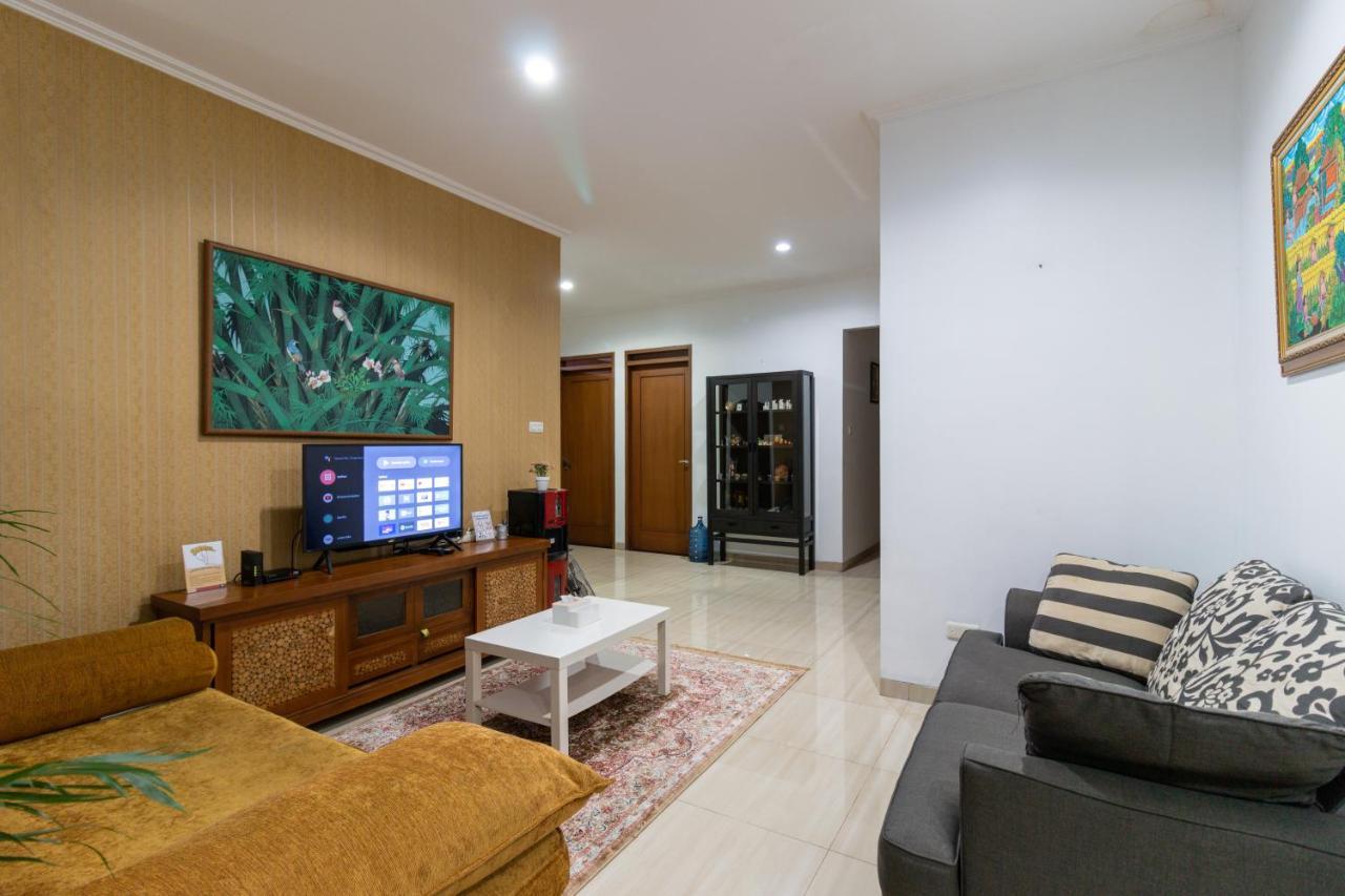 Spacious, White-Villa Belgareti @Kiara Condong Bandung Esterno foto