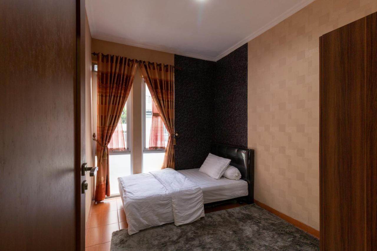 Spacious, White-Villa Belgareti @Kiara Condong Bandung Esterno foto