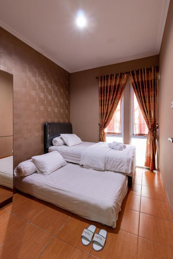 Spacious, White-Villa Belgareti @Kiara Condong Bandung Esterno foto