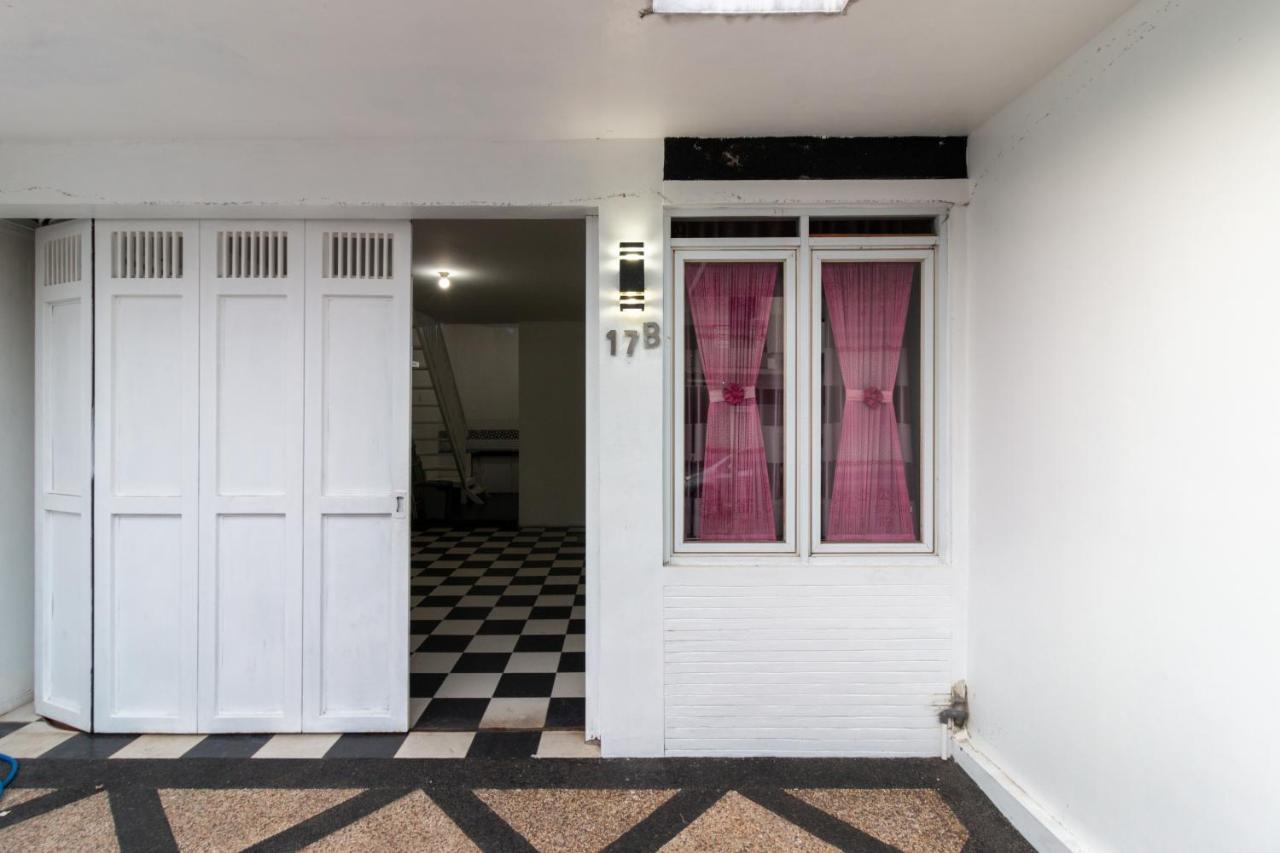 Spacious, White-Villa Belgareti @Kiara Condong Bandung Esterno foto